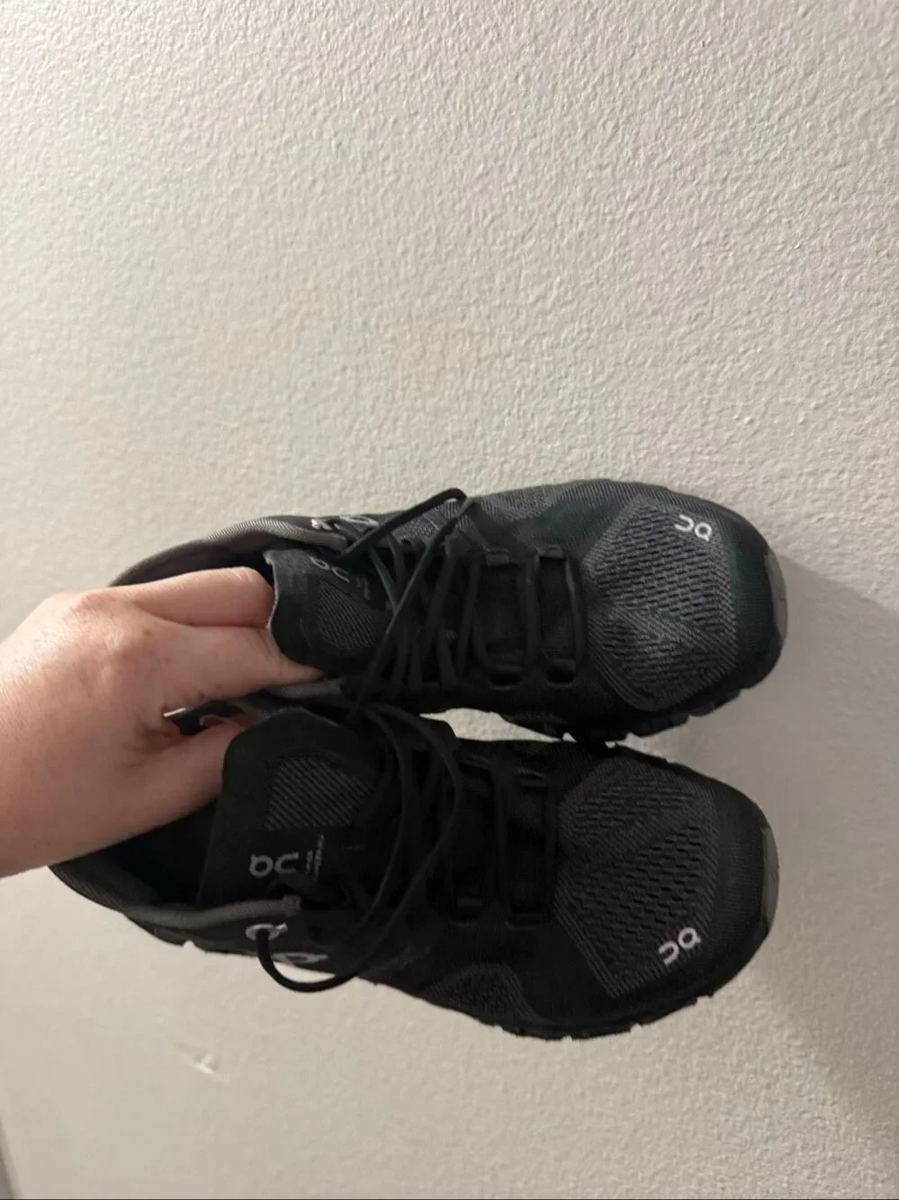 On Cloud Women’s 5 On Cloud X Black Sneakers Shoes Athletic